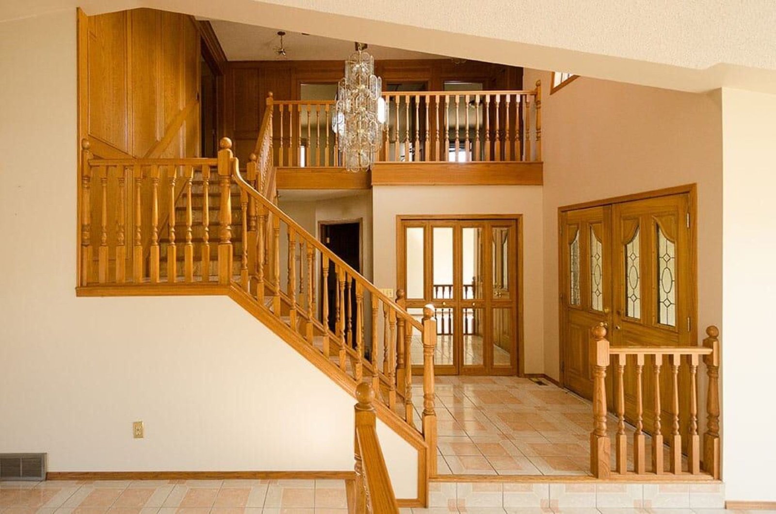 Asbestos and vermiculite: renovating an older Calgary home safely